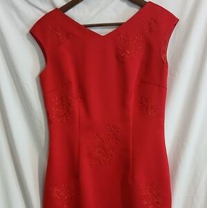 Elegant Red Sleeveless Dress
